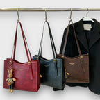Corianne – Structured Shoulder Bag with Urban Lightness