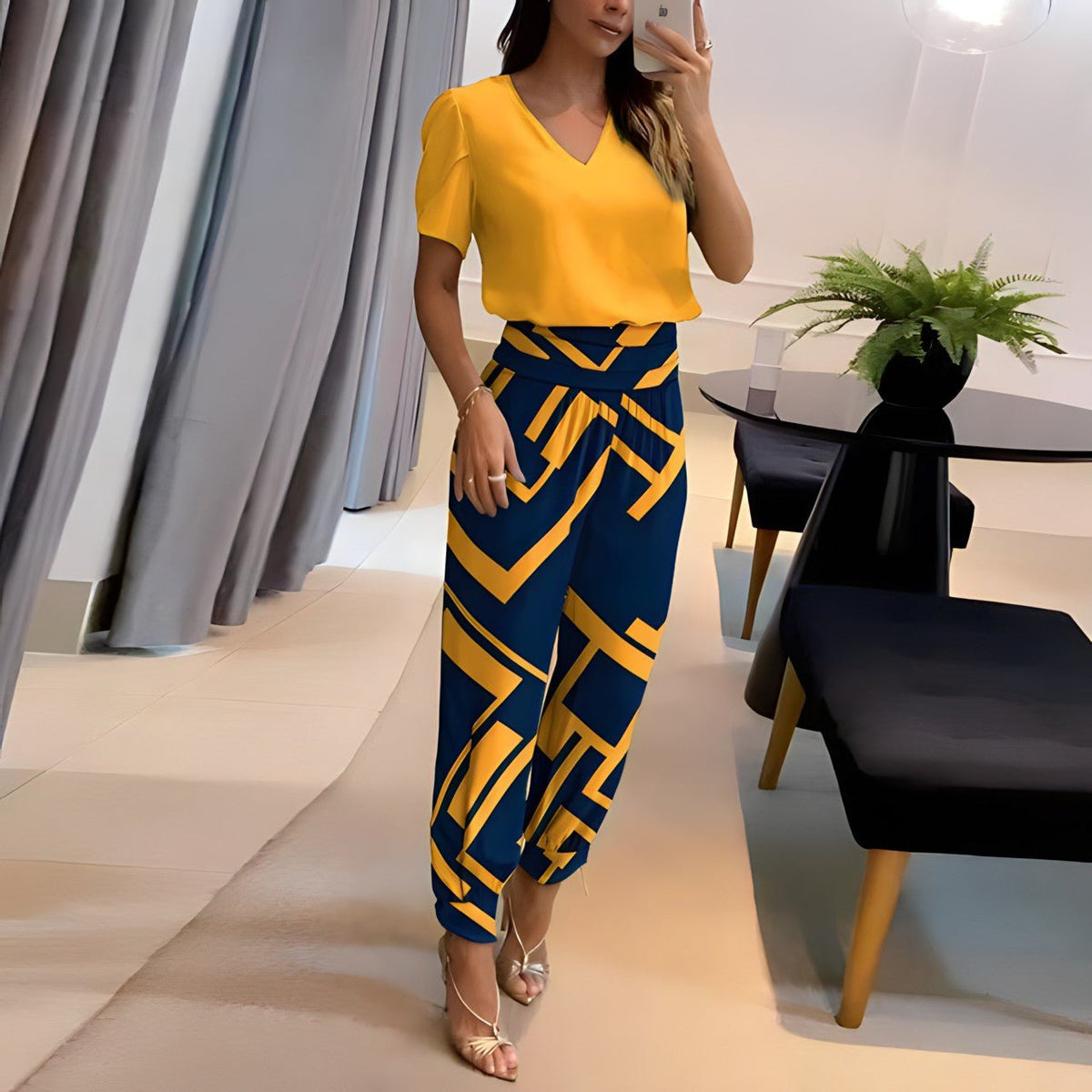 Daphne - Stylish Trendy Set
