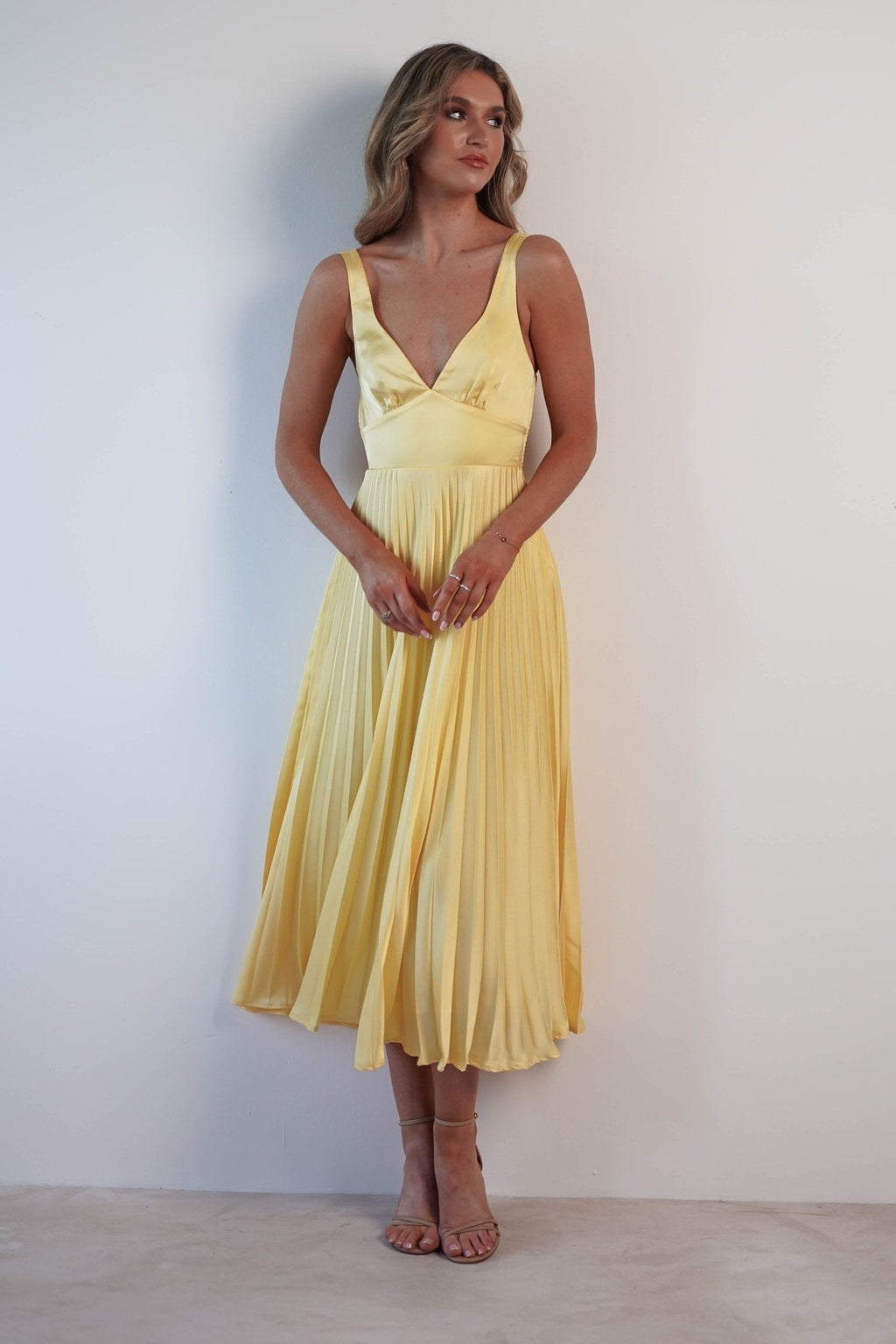 MALKA | Stylish Maxi Dress with a Soft Drape