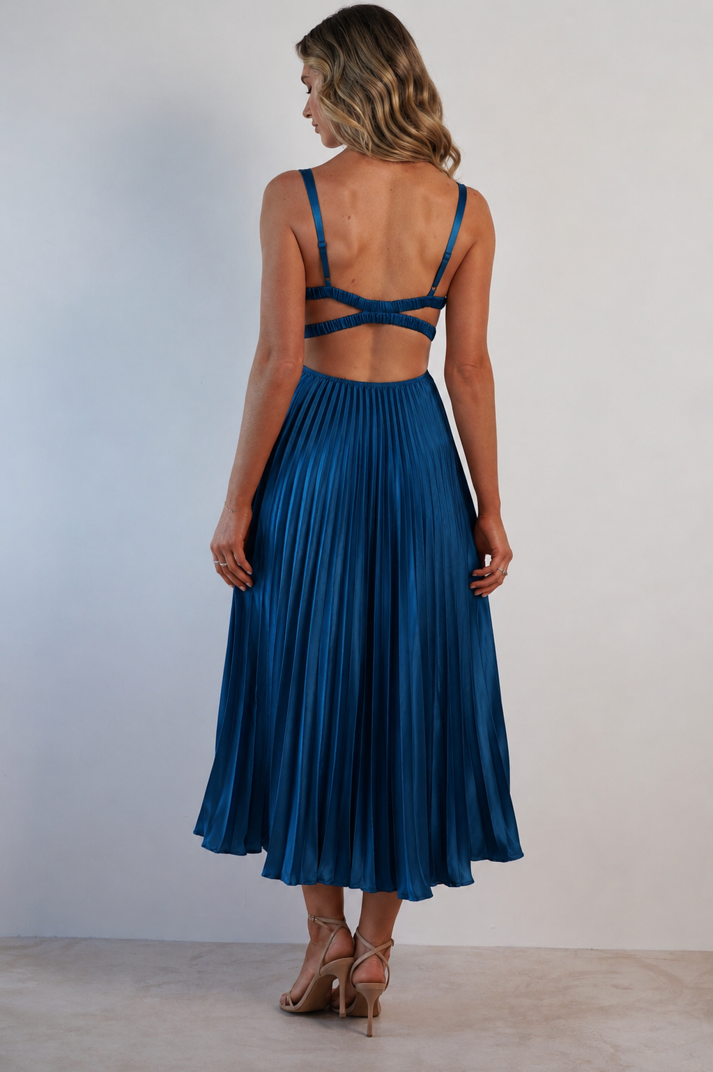 MALKA | Stylish Maxi Dress with Delicate Drape