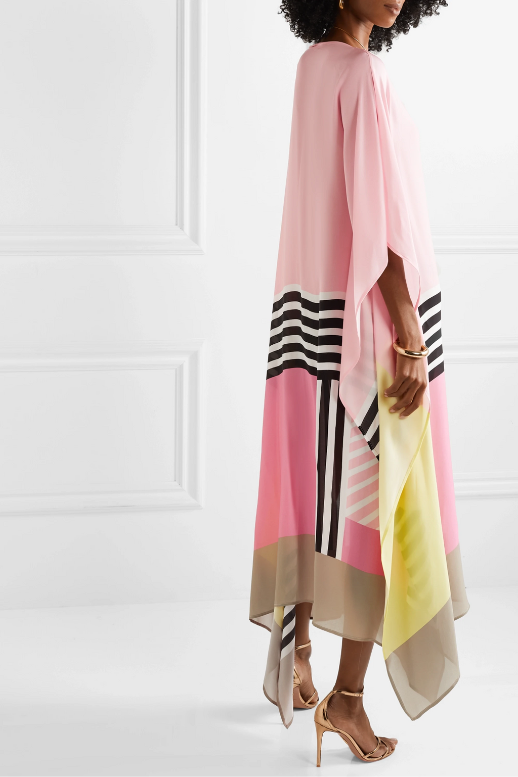 Xyrelvyn – Elegant Colorblock Maxi Dress